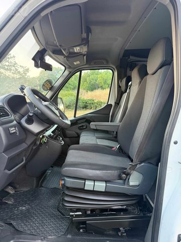 רנו מאסטר