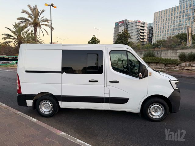 רנו מאסטר