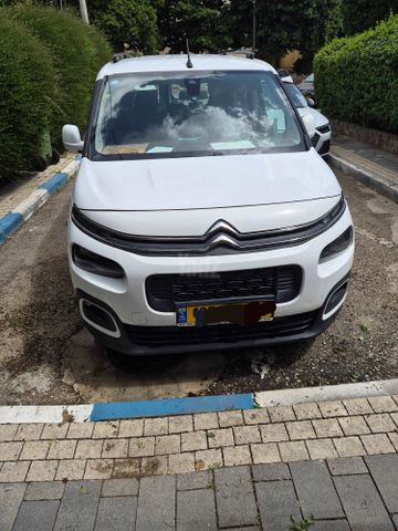 מודעת רכב סיטרואן ברלינגו