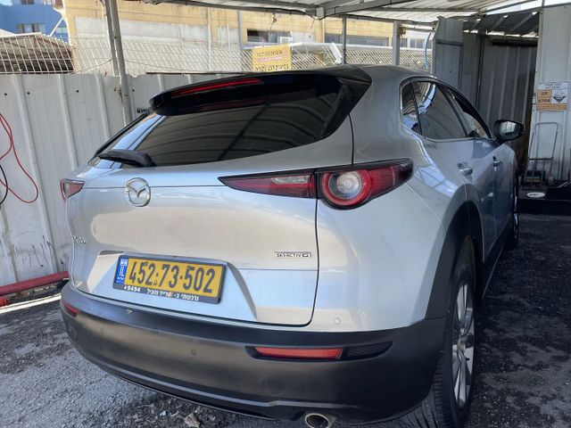 מאזדה CX-30