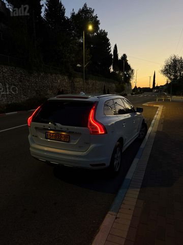 וולוו XC60