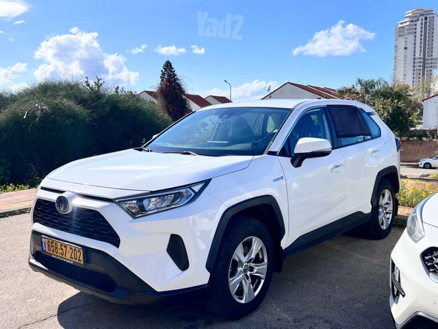 טויוטה RAV4