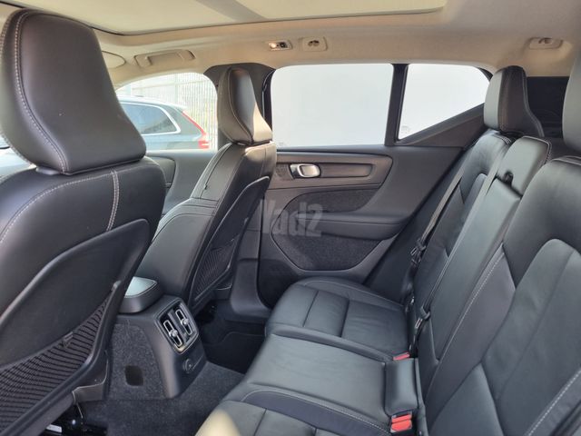 וולוו XC40