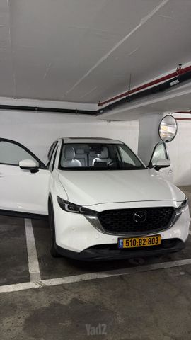 מודעת רכב מאזדה CX-5