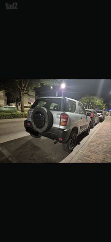 טויוטה RAV4
