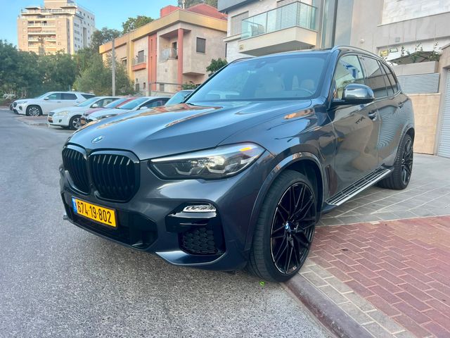 ב מ וו X5