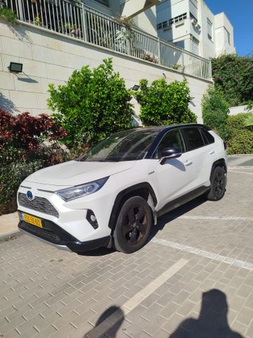 מודעת רכב טויוטה RAV4