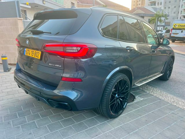 ב מ וו X5