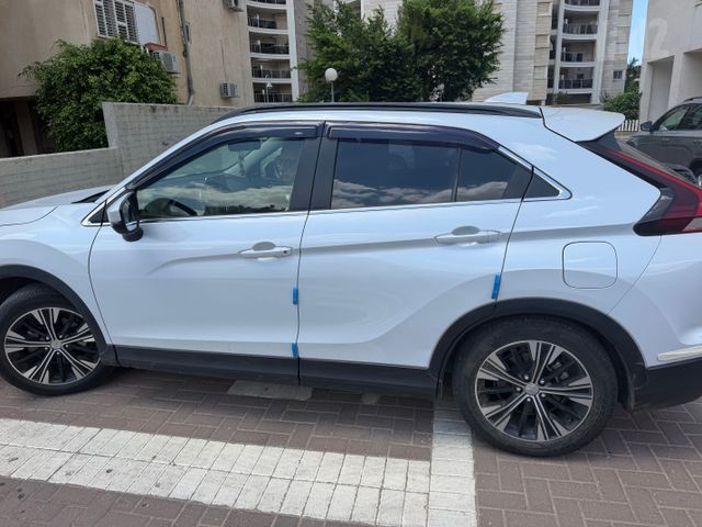 מיצובישי אקליפס קרוס