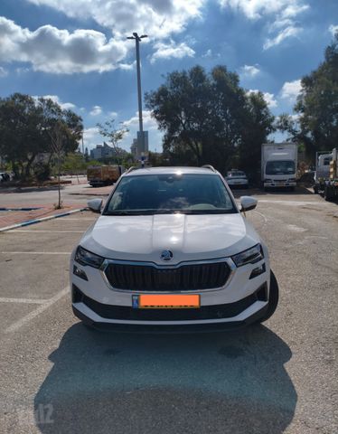 מודעת רכב סקודה קארוק