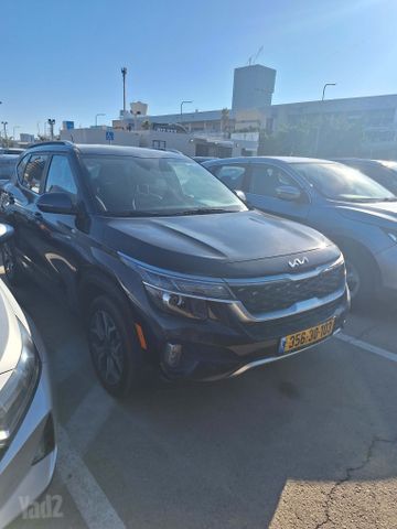 קיה סלטוס