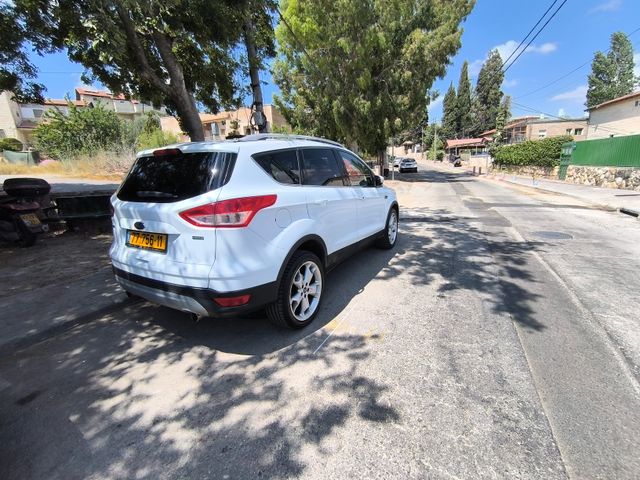 קוגה 4X4 Titanium אוט׳ 1.6 (182 כ״ס)