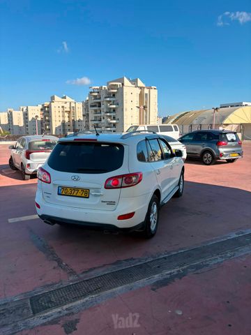 יונדאי סנטה פה
