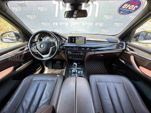 ב מ וו X5