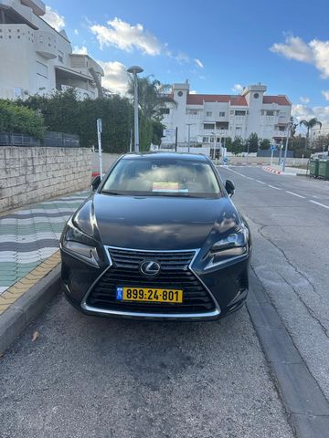 לקסוס NX