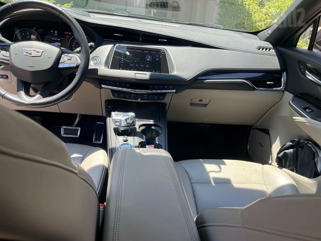קאדילק XT4