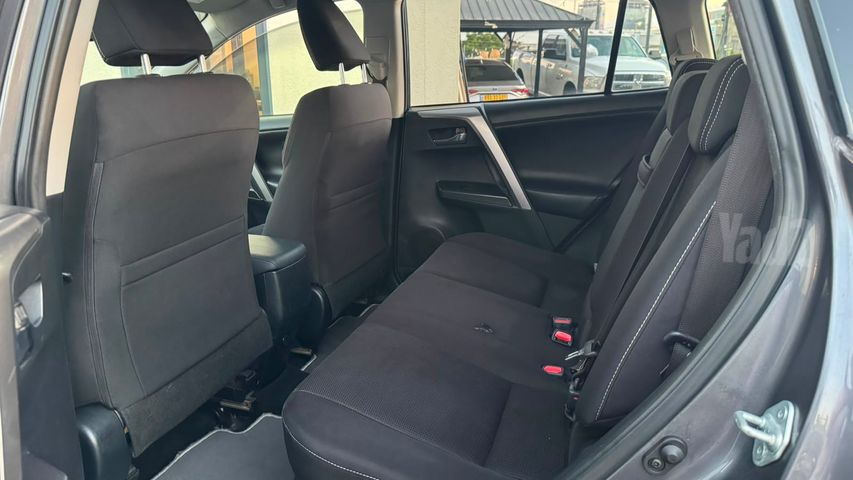 טויוטה RAV4