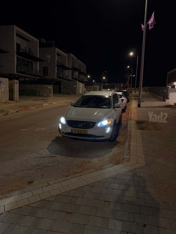 וולוו XC60