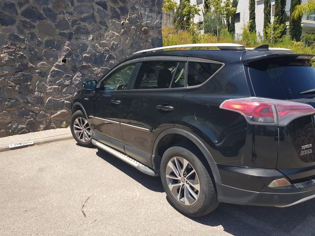טויוטה RAV4