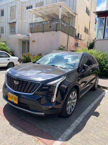 מודעת רכב קאדילק XT4