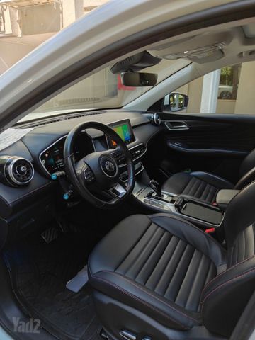 אם ג'י EHS PHEV