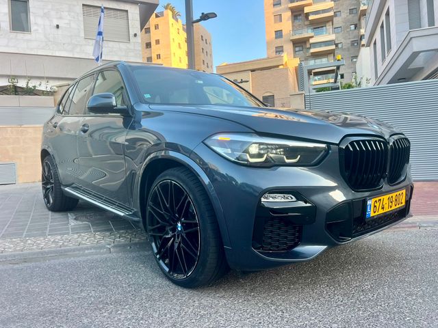 ב מ וו X5