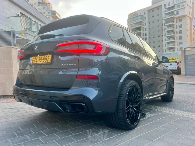 ב מ וו X5