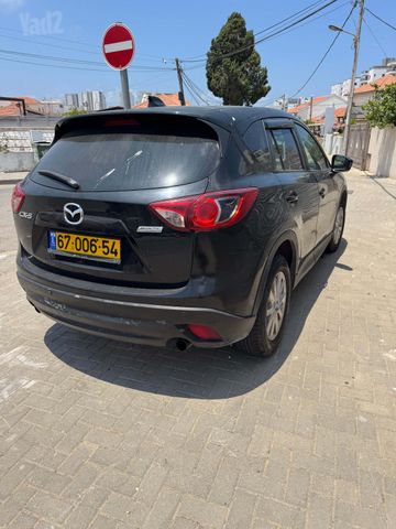 מודעת רכב מאזדה CX-5