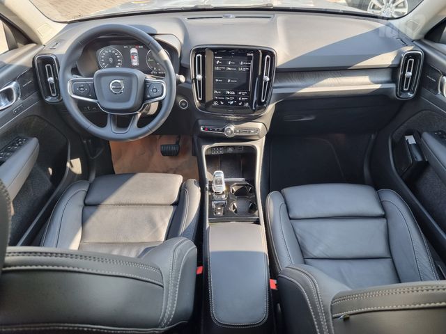 וולוו XC40