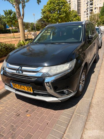 מיצובישי אאוטלנדר