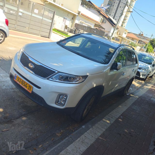 מודעת רכב קיה סורנטו