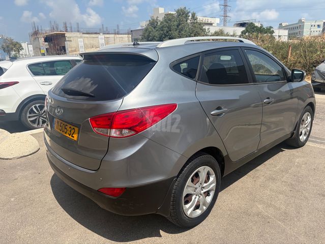 יונדאי ix35