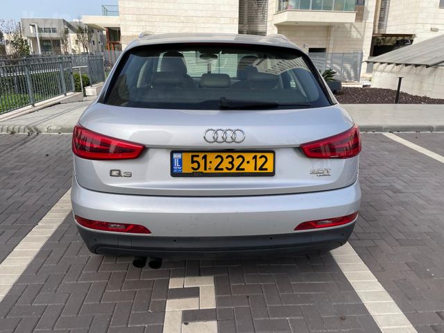 אאודי Q3