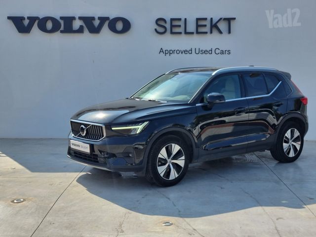XC40 Ultimate Bright אוט׳ בנזין 2.0 (197 כ״ס)