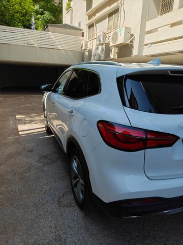 אם ג'י EHS PHEV