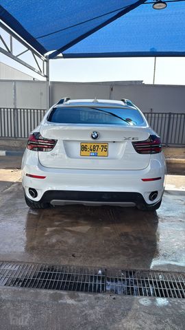 ב מ וו X6