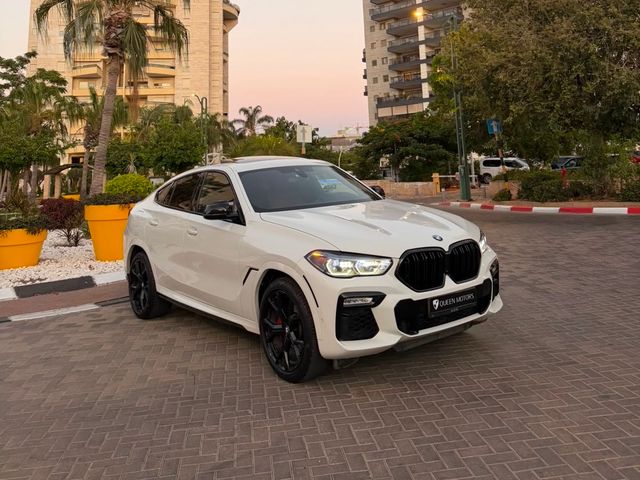 ב מ וו X6