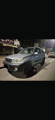 מודעת רכב טויוטה RAV4