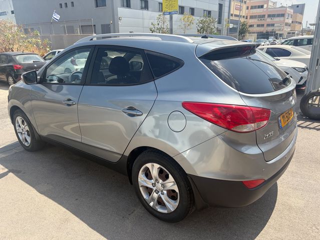 יונדאי ix35