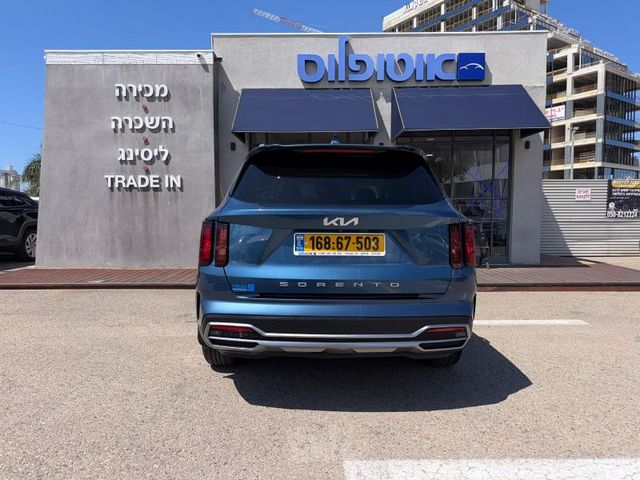 קיה סורנטו