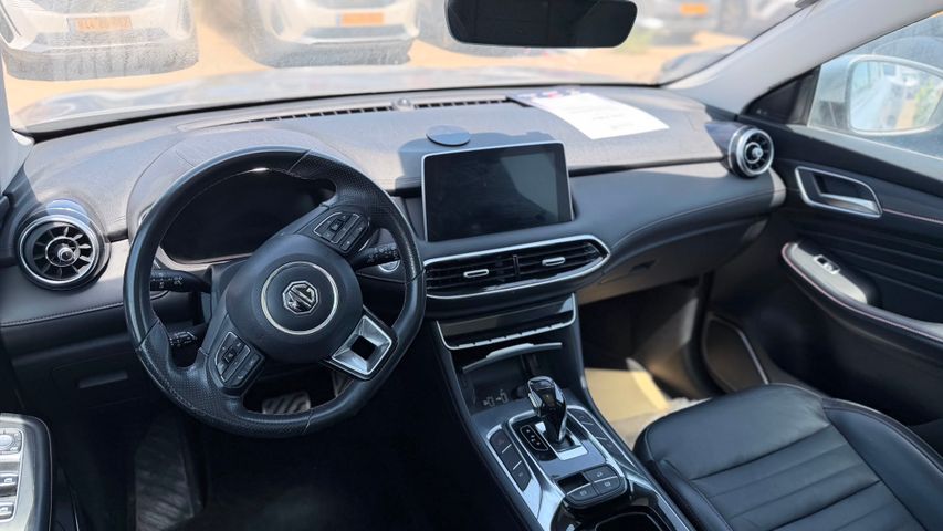 אם ג'י EHS PHEV