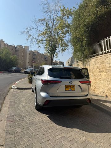 טויוטה היילנדר
