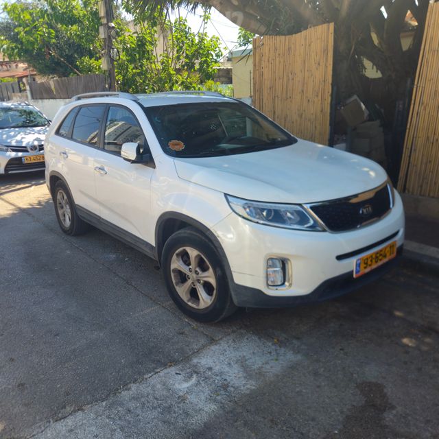 קיה סורנטו