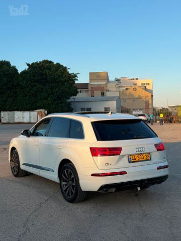 אאודי Q7