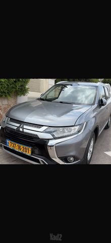 אאוטלנדר 4X2 Intense אוט׳ בנזין 7 מק 2.0 (150 כ״ס) [2016-2020]