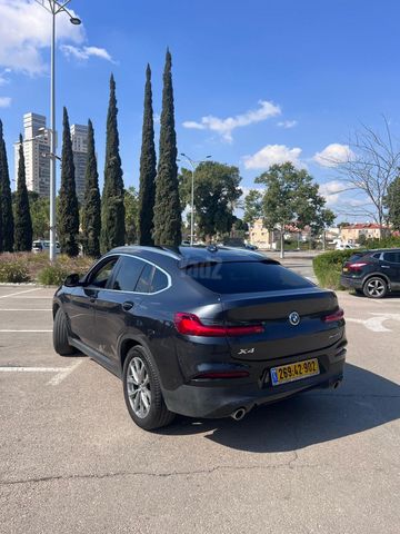 ב מ וו X4