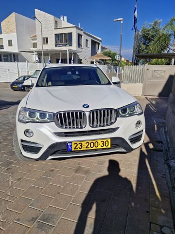 ב מ וו X4
