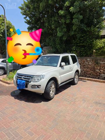 מיצובישי פג'רו