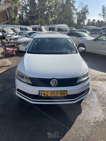 מודעת רכב פולקסווגן ג'טה 