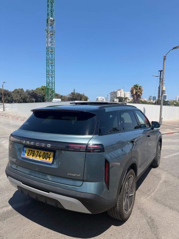ג'אקו J7